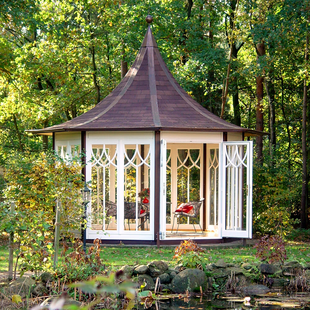 Exklusiver Holz Pavillon mit Pagodendach - individuell gestaltbar - Exquisite