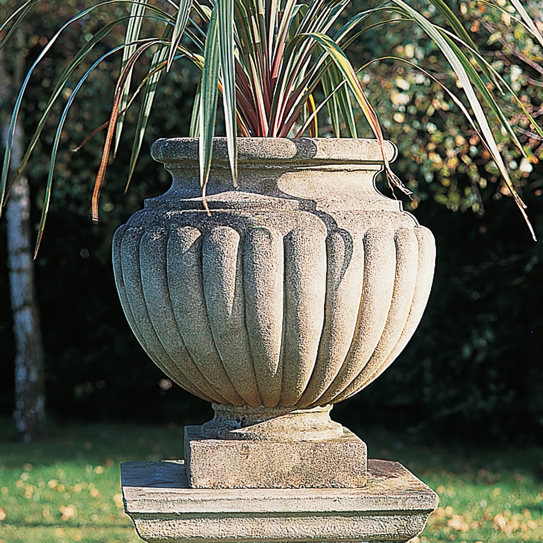 Stein Gartenvase antik - Buckinghamshire / Sand