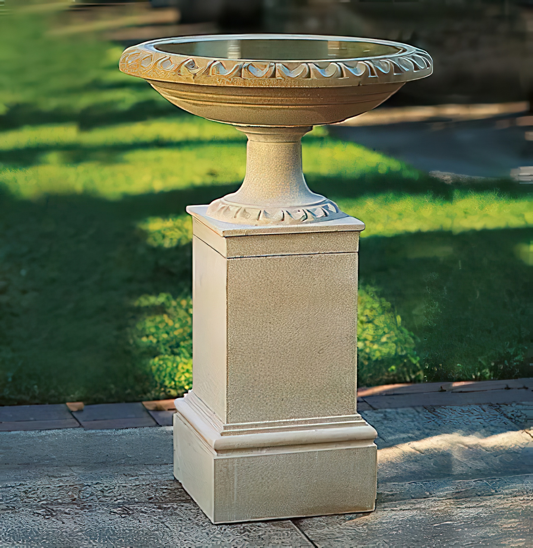 Sandsteinguss Podest Hyde Park / Sand