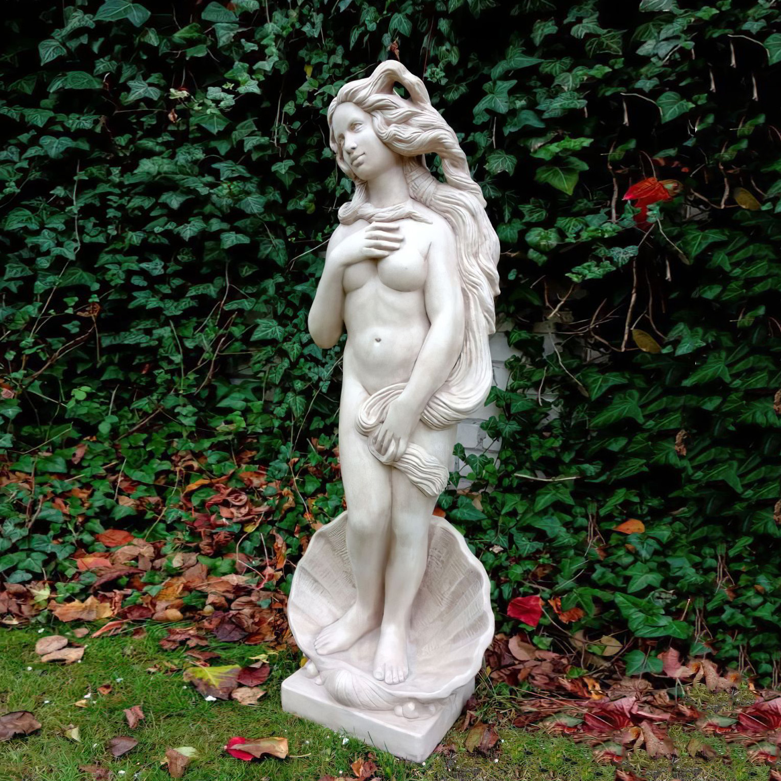 Detailreiche Frauen Aktskulptur mit langem Haar - Geburt der Venus - Milena / Etna