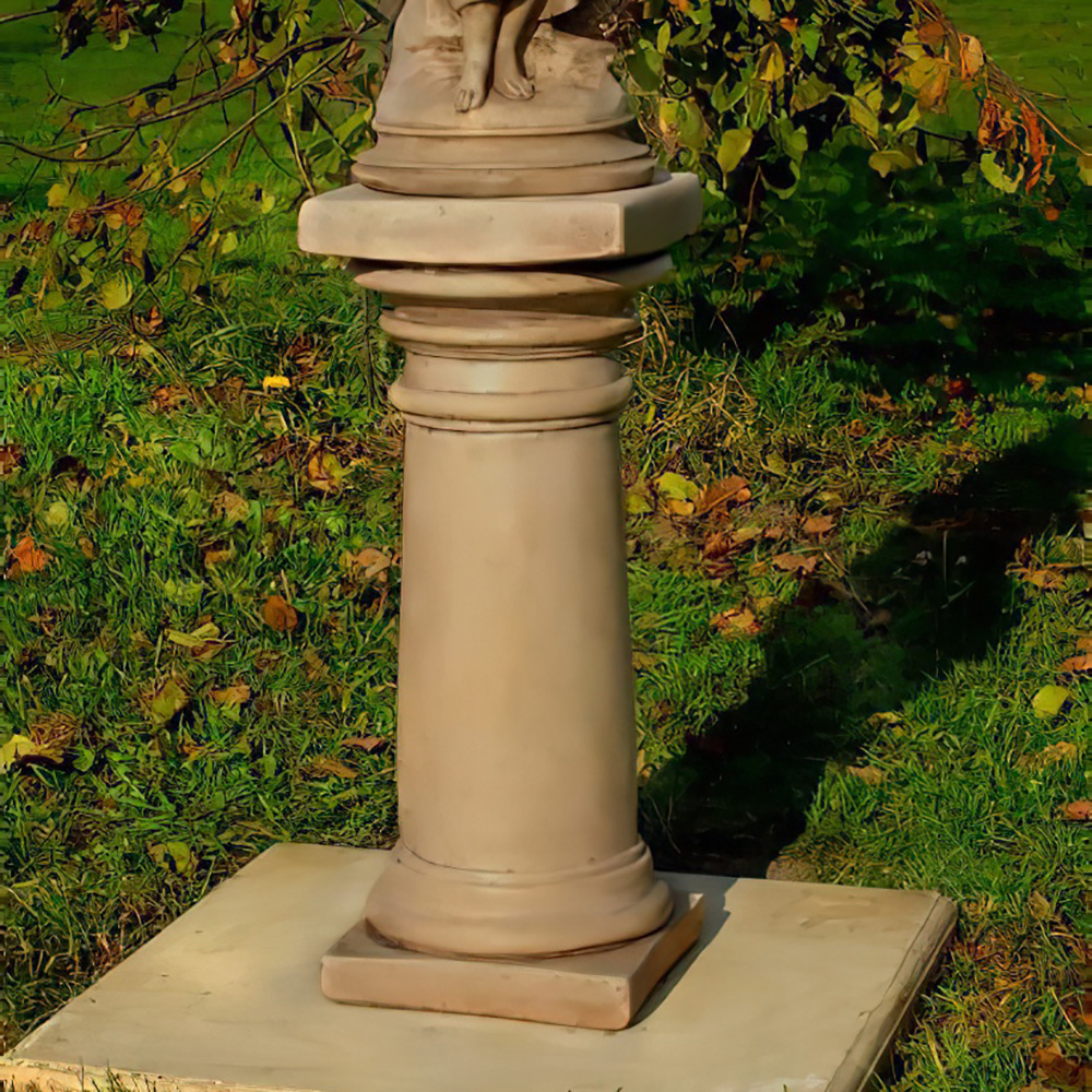Schlichte Säule aus Steinguss für Gartenskulpturen - Pheme / Olimpia