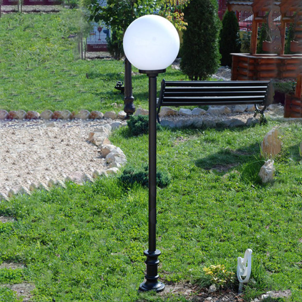 Hohe Wegeleuchte aus Metall für den Garten und die Stadt - Bjartur / Grün