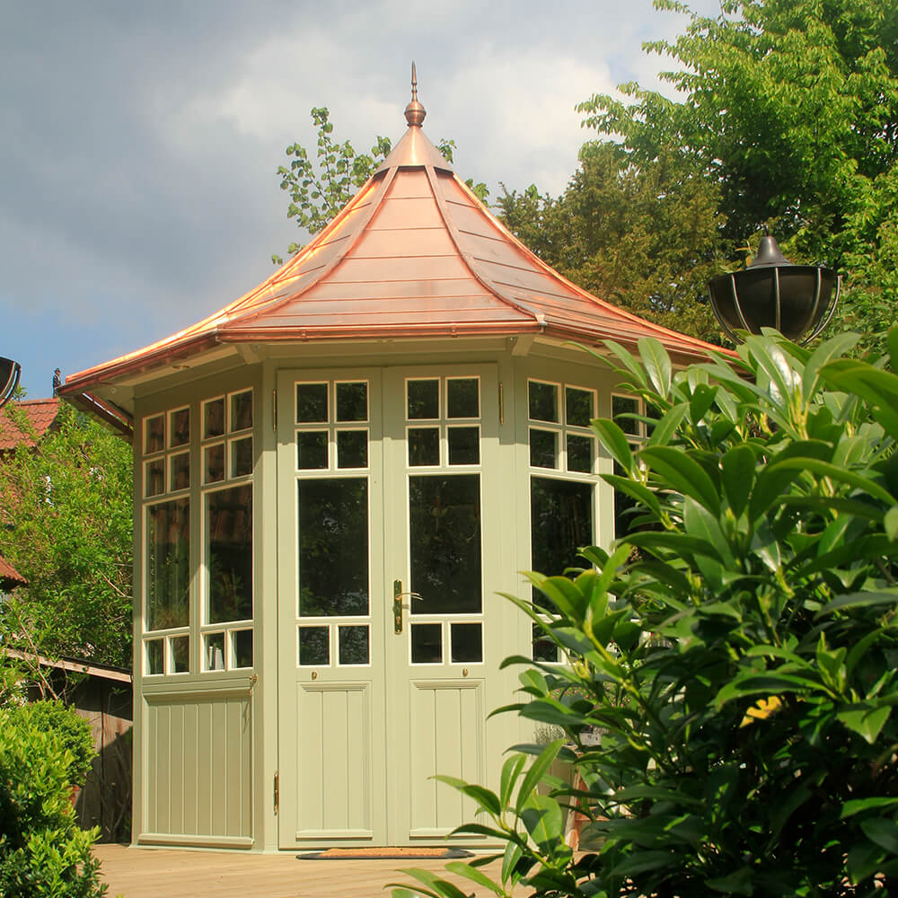 Runder Holzpavillon im Landhausstil - Oktogon Gartenhaus - Versilia