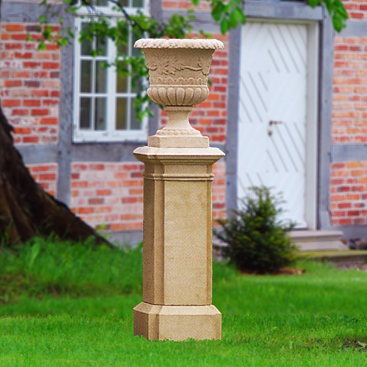 Antik Steinpodest für den Garten - King Henry / Sand