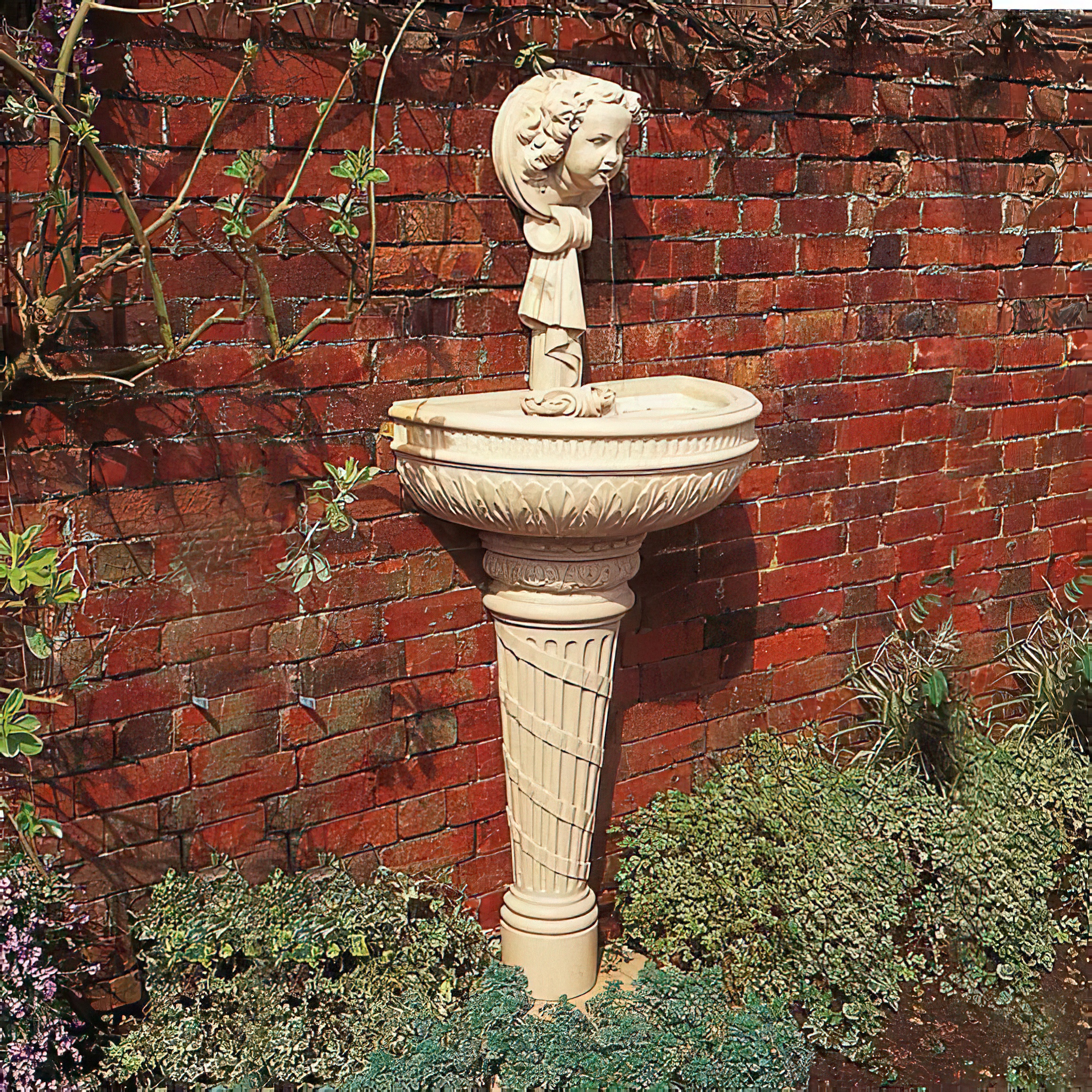 Stein Wandbrunnen antik - Harston House / Sand