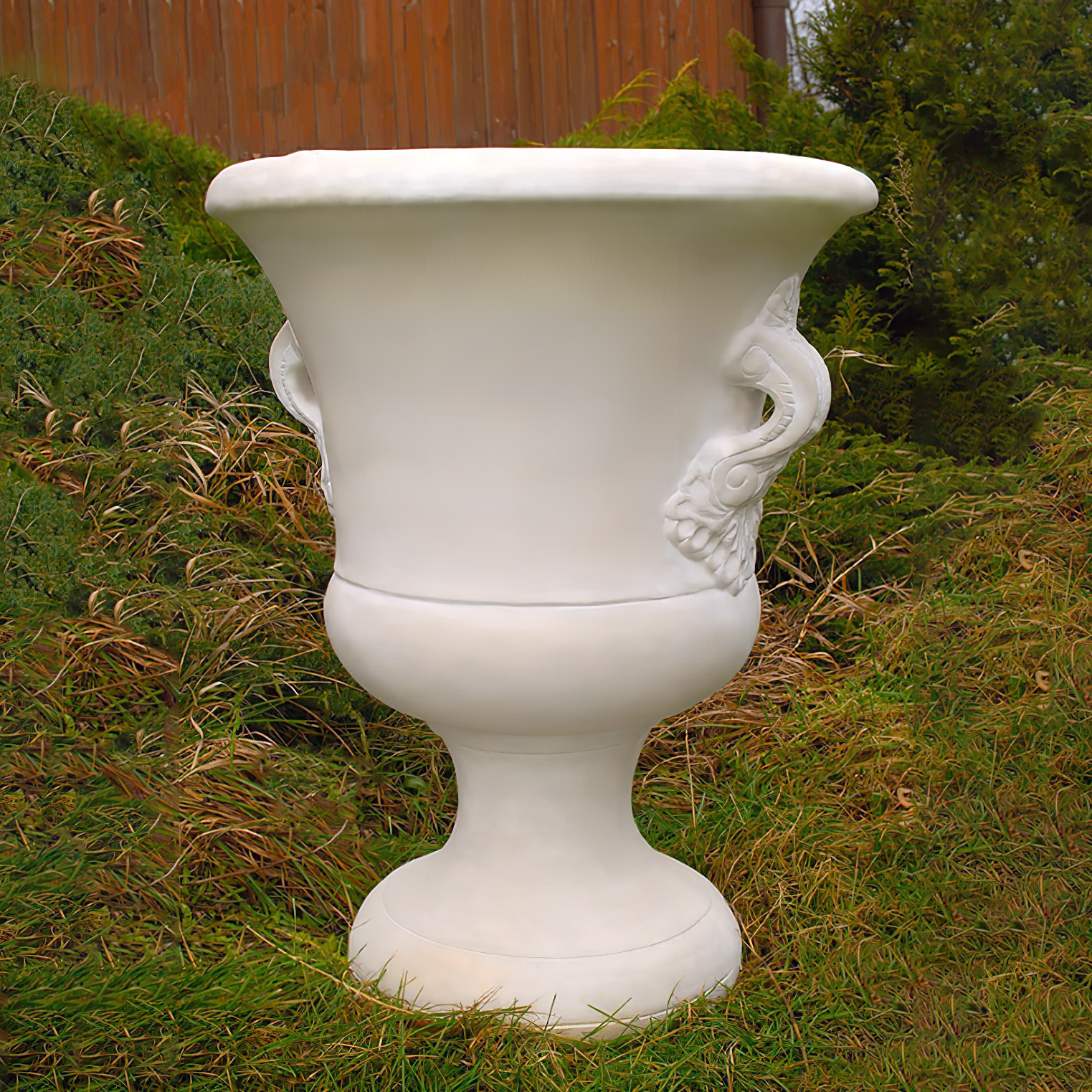 Schlichte Gartenamphore zum Bepflanzen mit dekorativen Griffen - Kasandra / Olimpia