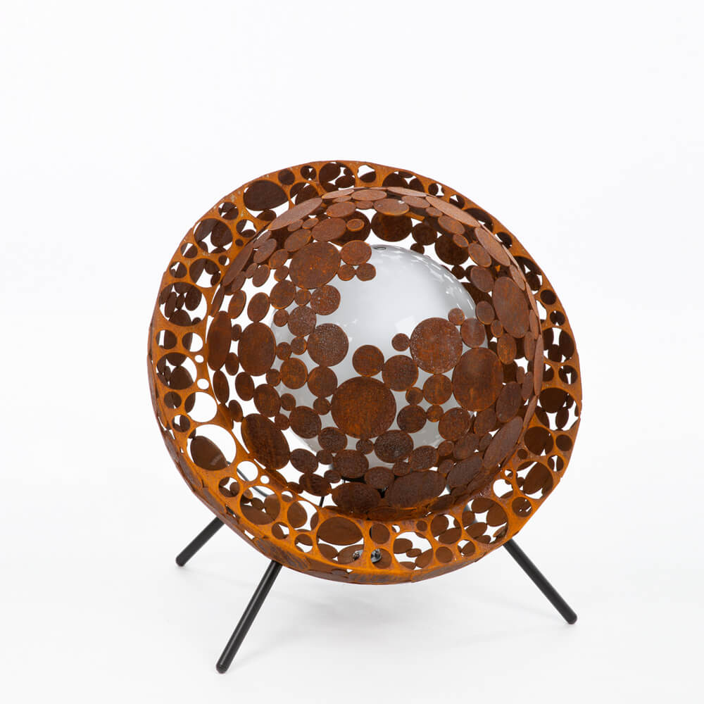 Kunstvolle Lampe mit gelasertem Lochrand in Rost - Andres / 100cm