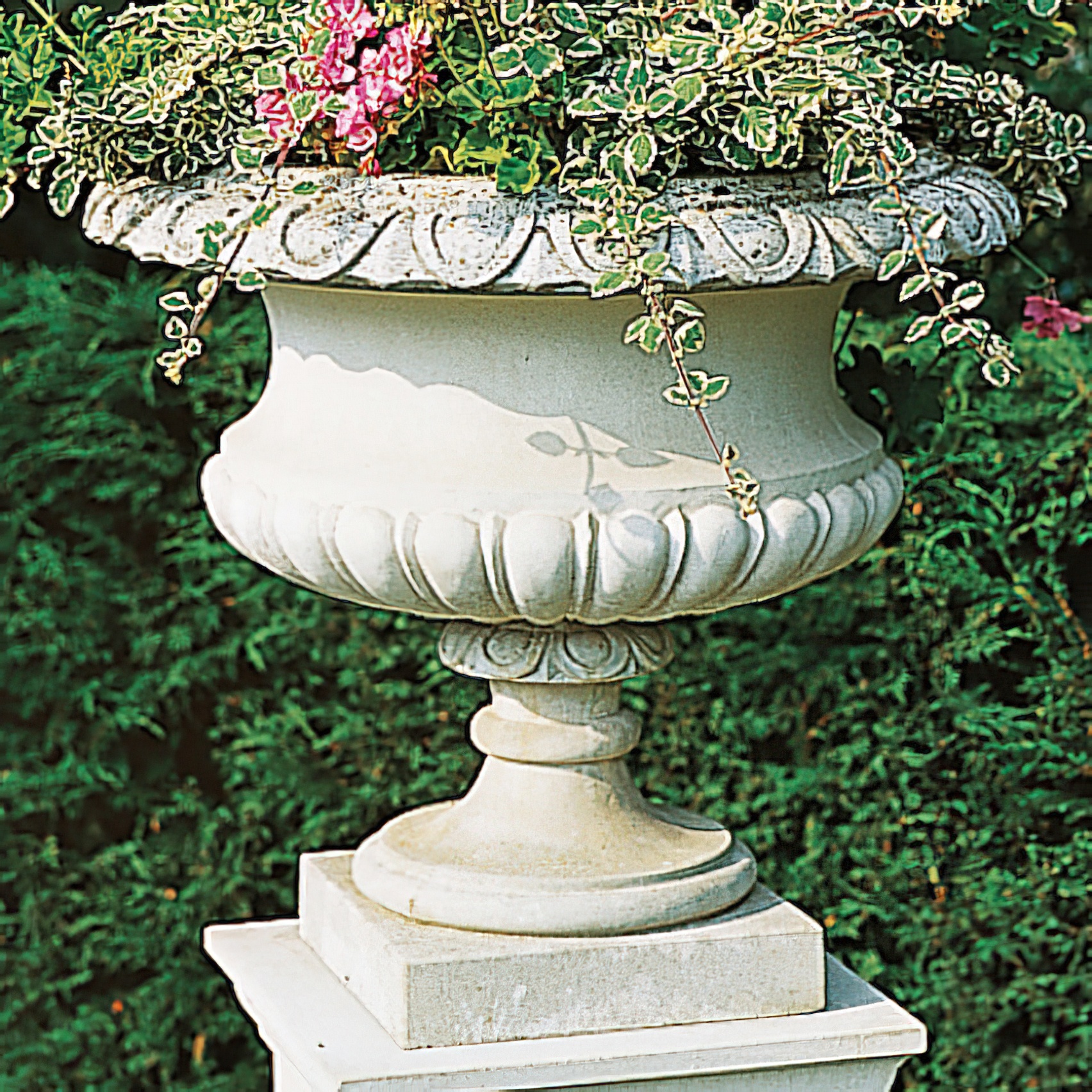 Garten Steinamphore antik - Rufford Abbey / Sand