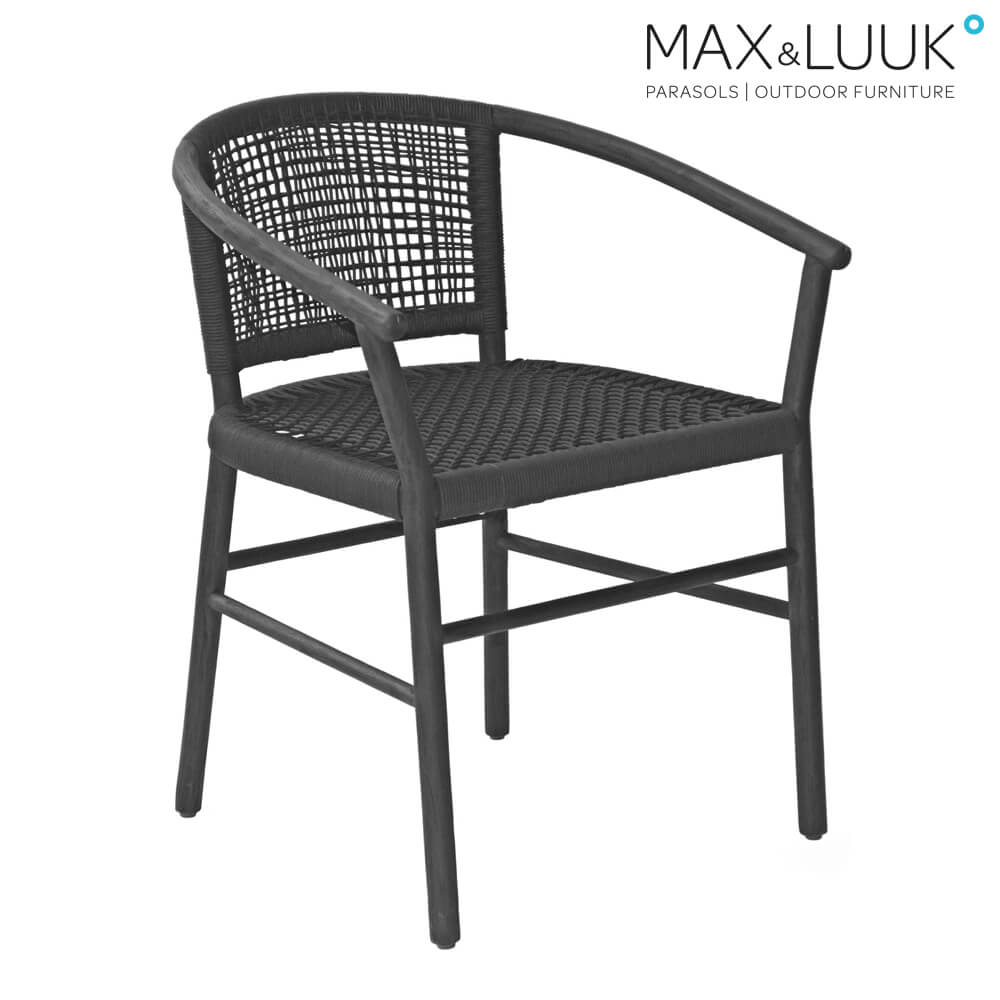 Chaise de jardin noire en rotin avec accoudoirs pour l'extérieur