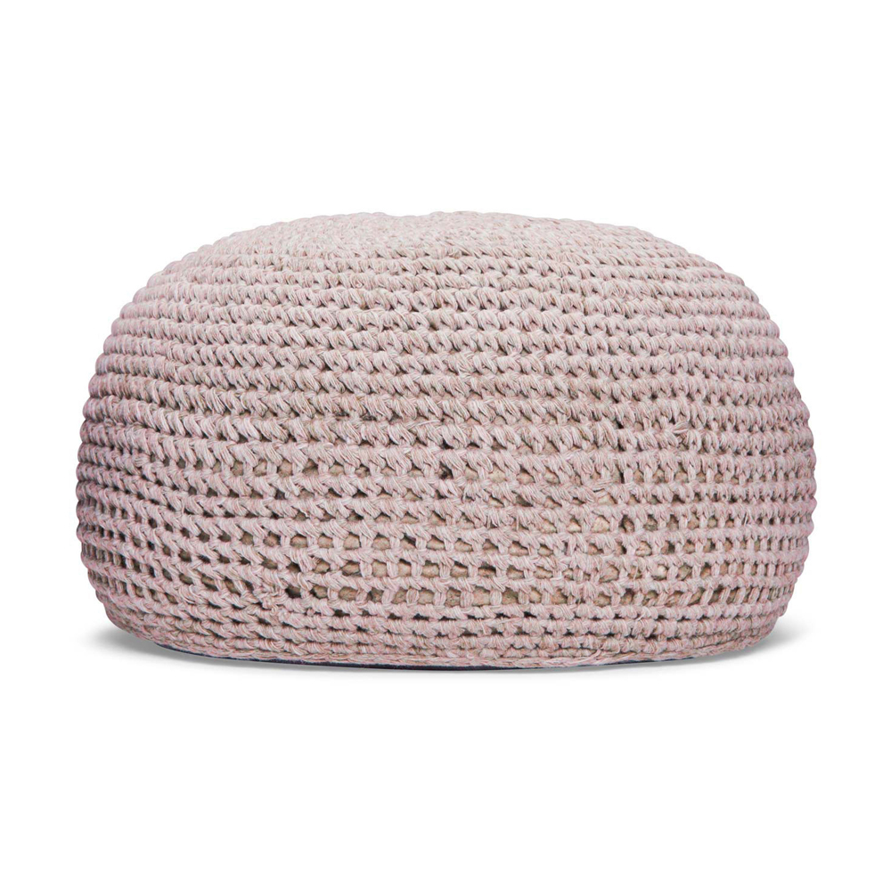 Pouf rond tricoté de couleur rose clair, parfait pour la décoration de jardin