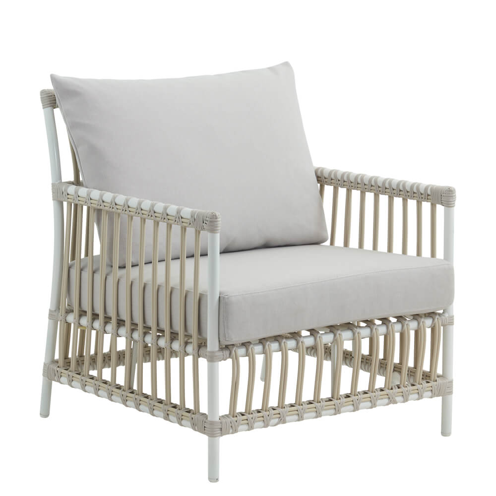 Lounge-Sessel aus Alu-Rattan in Weiß mit Sitz- und Rückenkissen - Loungechair Caya / ohne Sitz- und Rückenkissen
