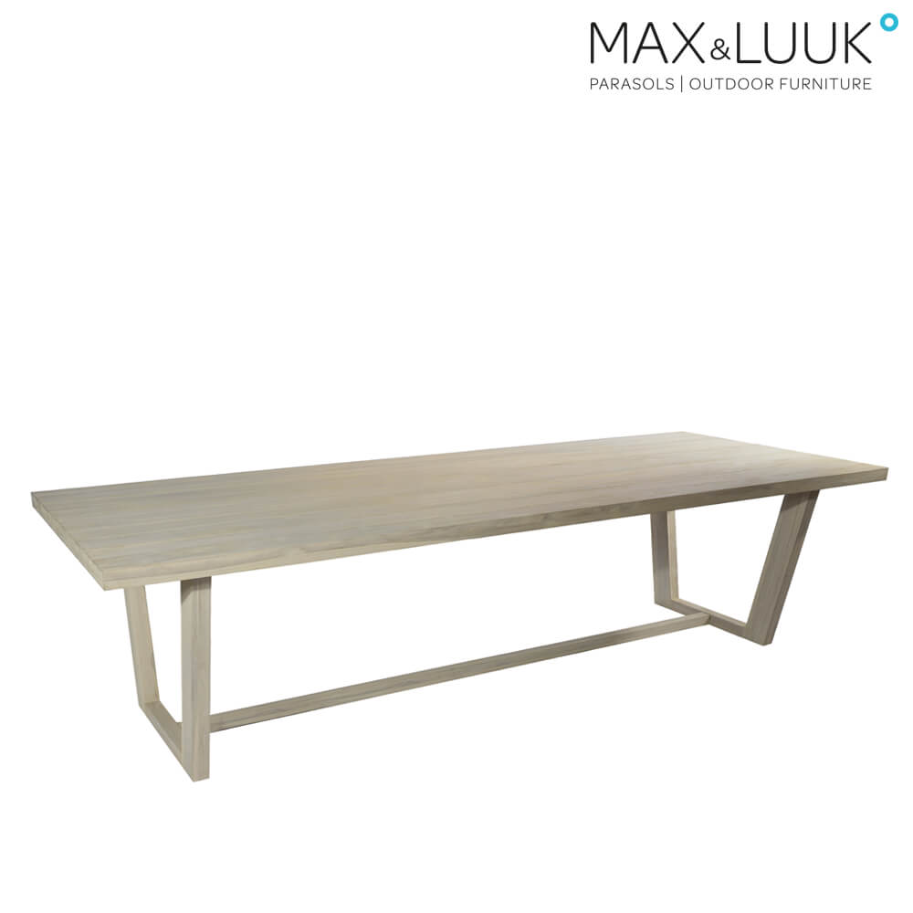 ML-Lauren-M4001-aged-1