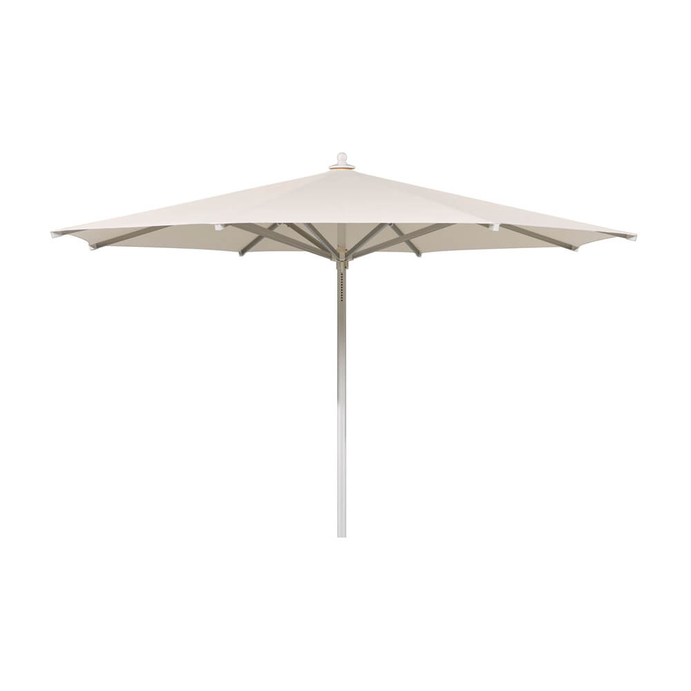 Großer beige Sonnenschirm mit stabilem Metallgestell für Garten oder Terrasse