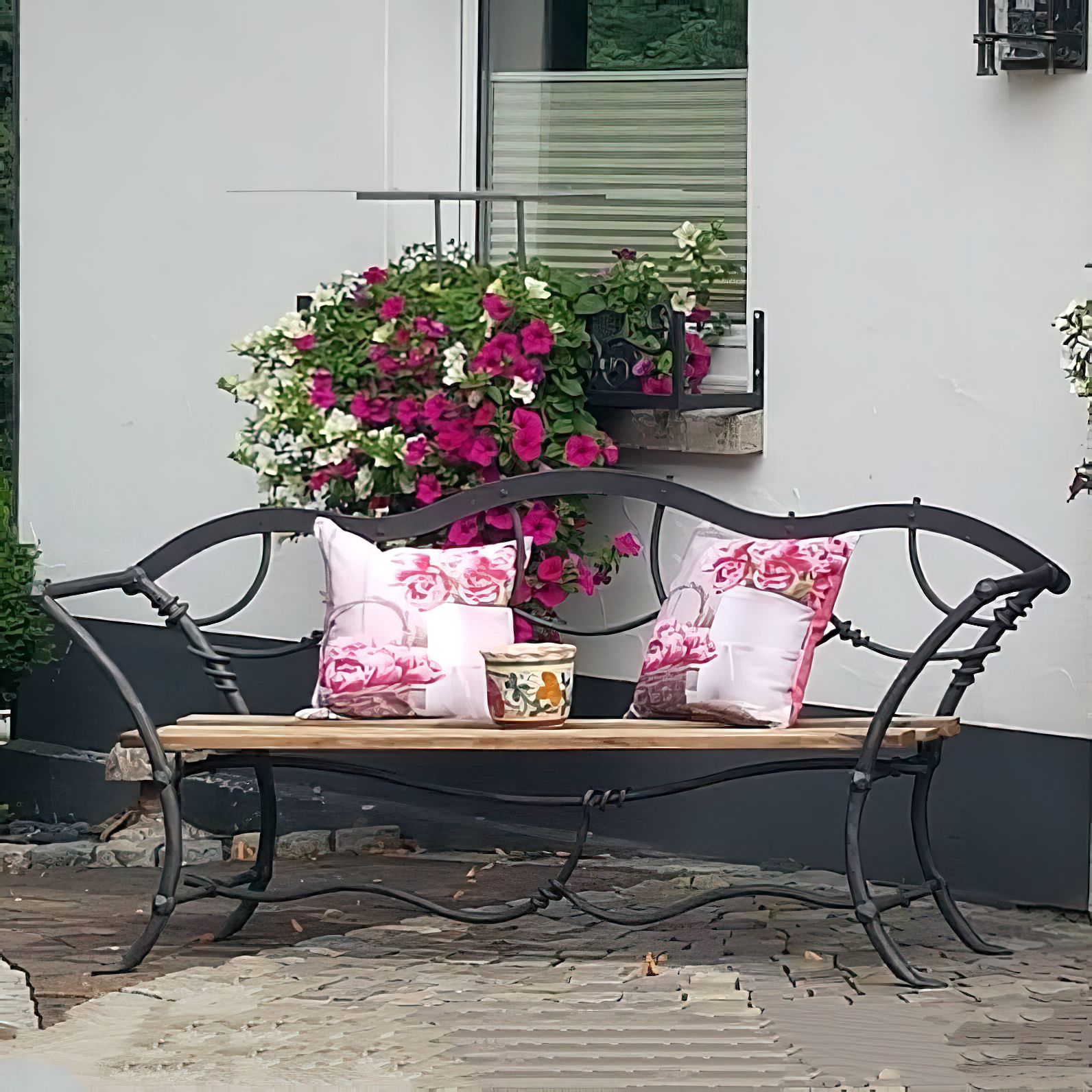 Gartenbank aus Schmiedeeisen mit Eichenholz - Binsaro