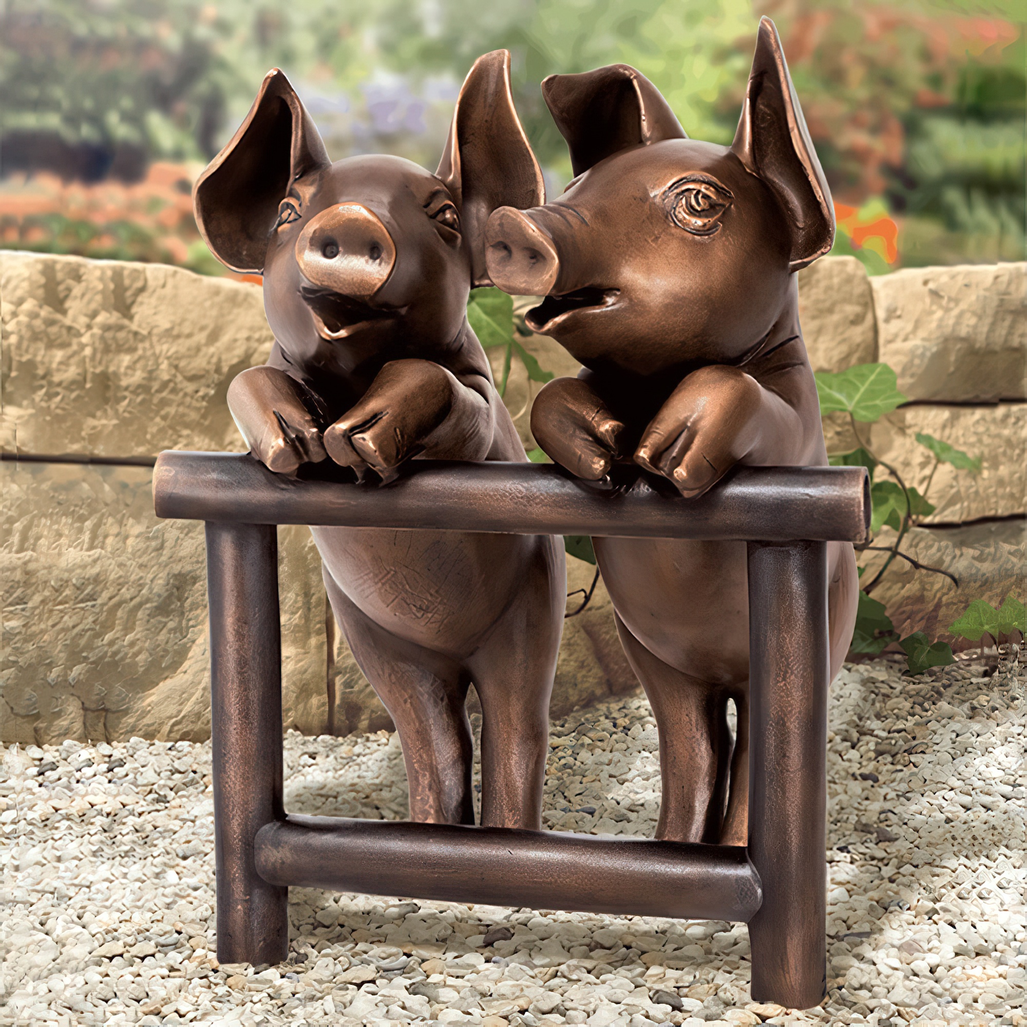 Bronzeskulptur für den Garten - Schweine mit Zaun - Schweine