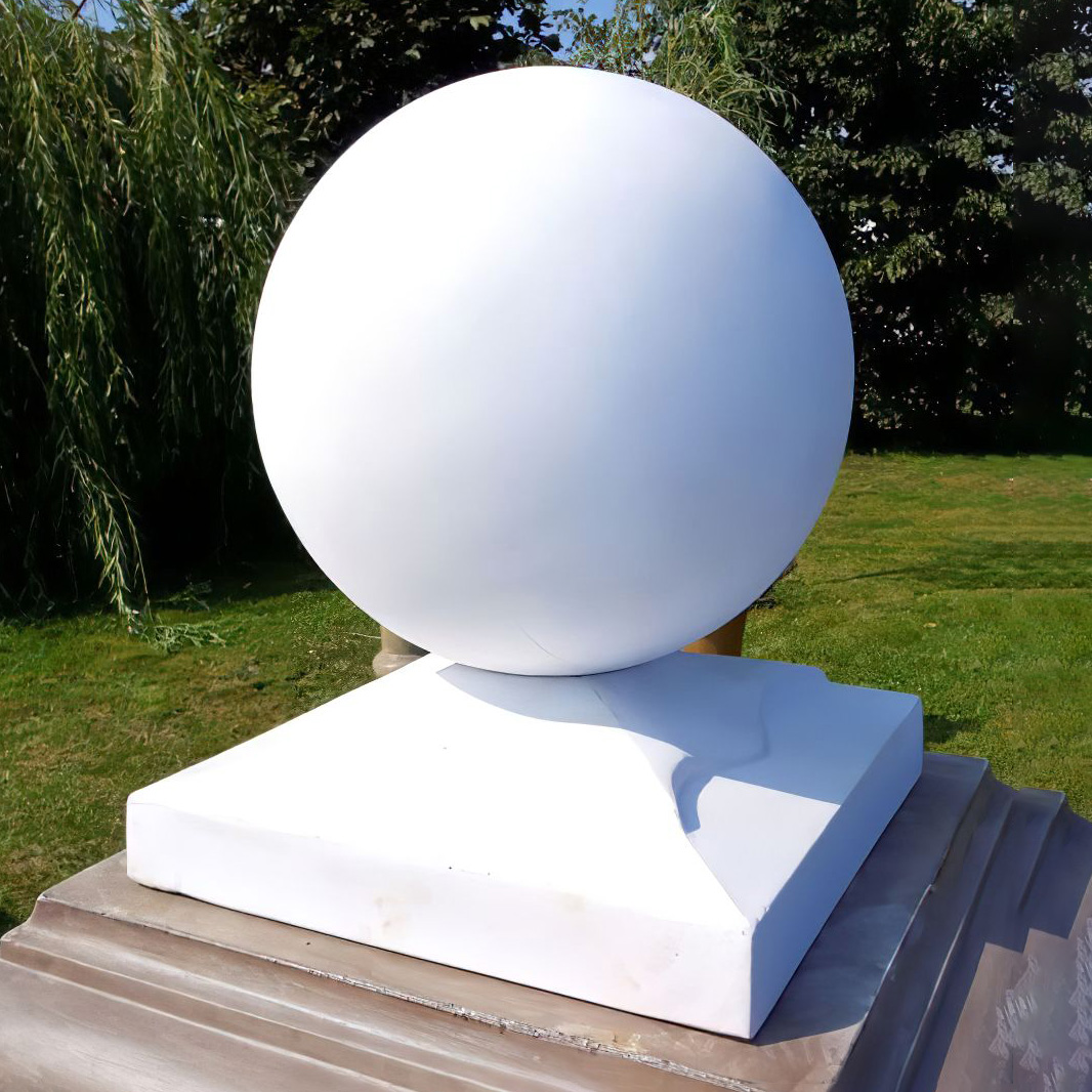 Stilvolle Steinguss Pfeilerabdeckung mit Kugel in verschiedenen Farben - Nikos / Etna / 30cm