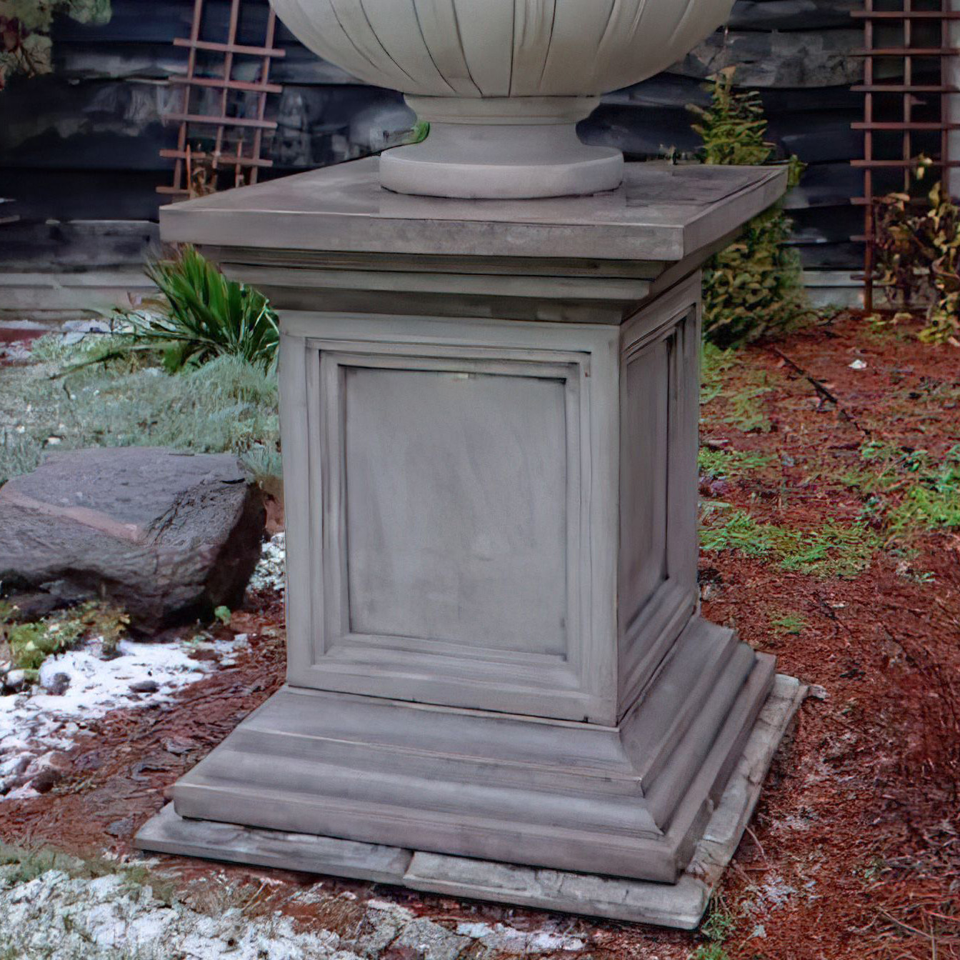 Eckiger Sockel aus Steinguss für Pflanzgefäße und Skulpturen - Calogero / Etna