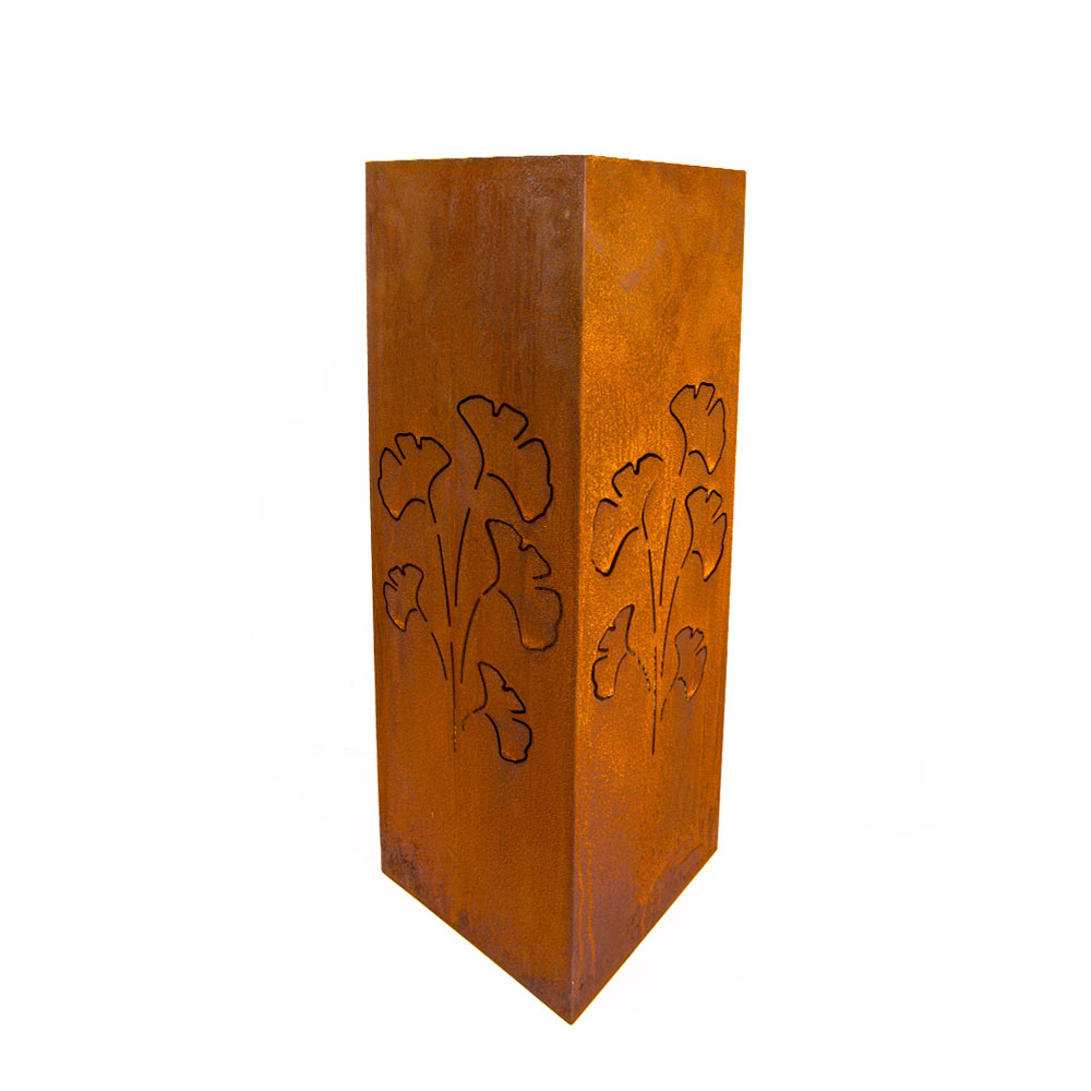 Design Säule aus Edelrost mit Ginkgo Blatt Motiv - Podium Ginkgo
