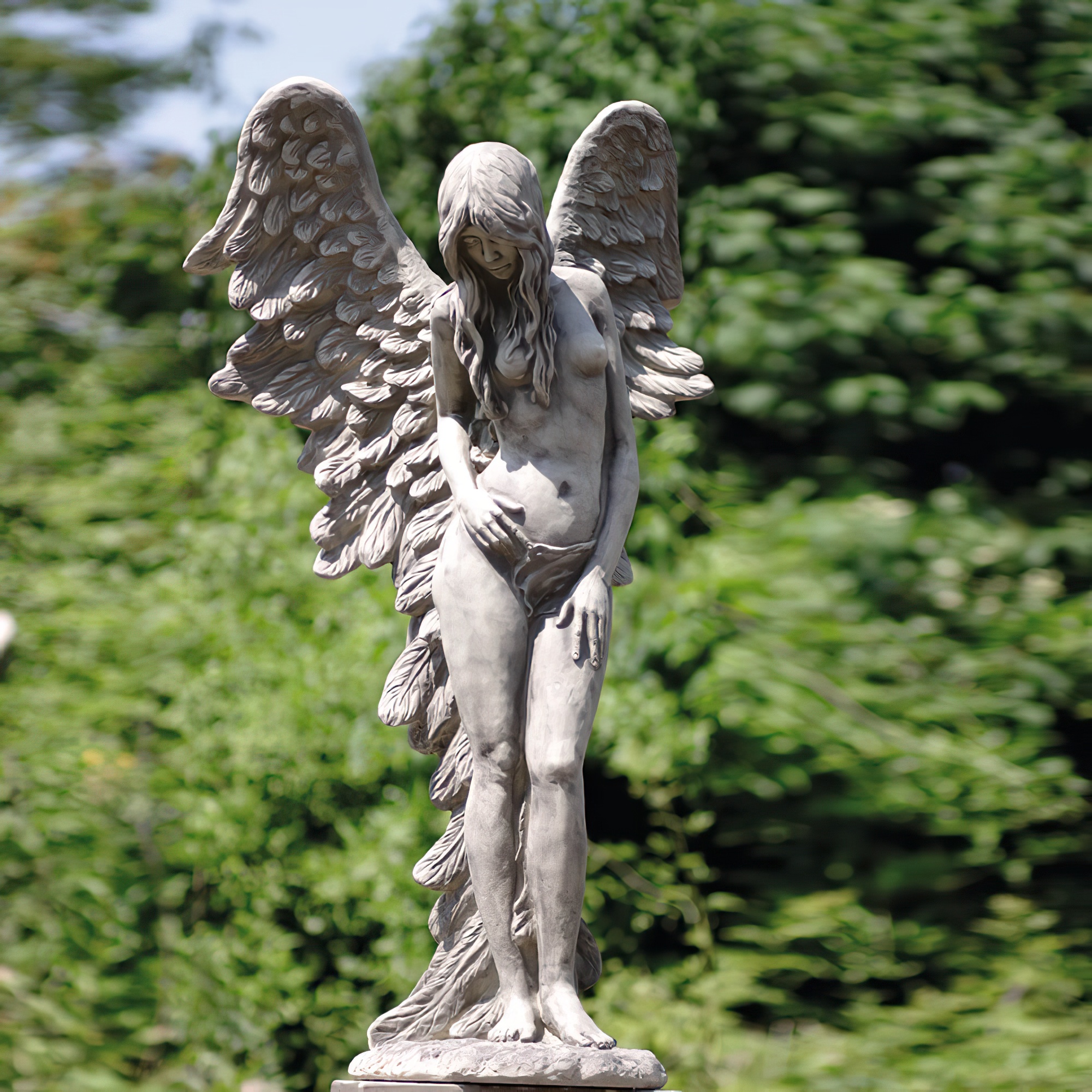 Große Steinguss Elfenskulptur - Eloise  / Antikgrau