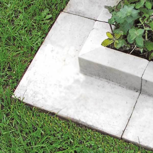 Rasenkantenstein aus Steinguss - Arcadian Außenecke / Sand