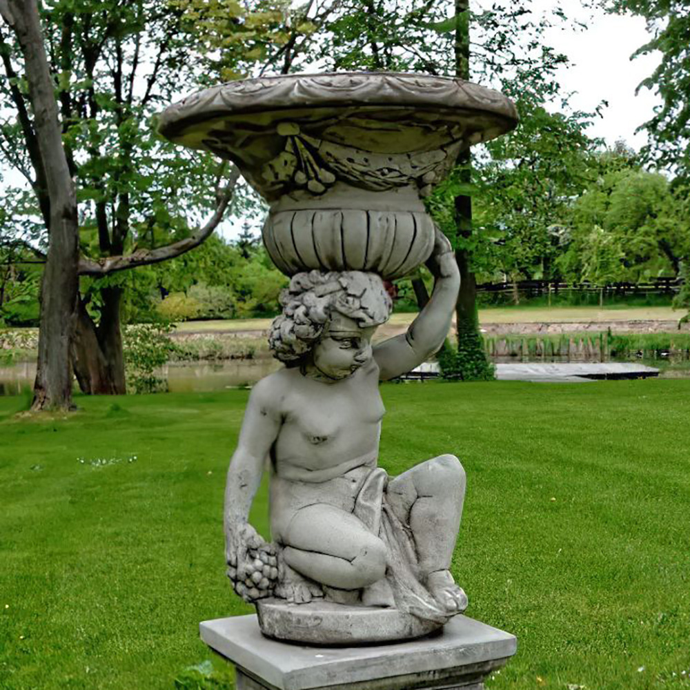 Bepflanzbare Bacchus Dekoskulptur mit Pflanztopf - Basileios / Etna