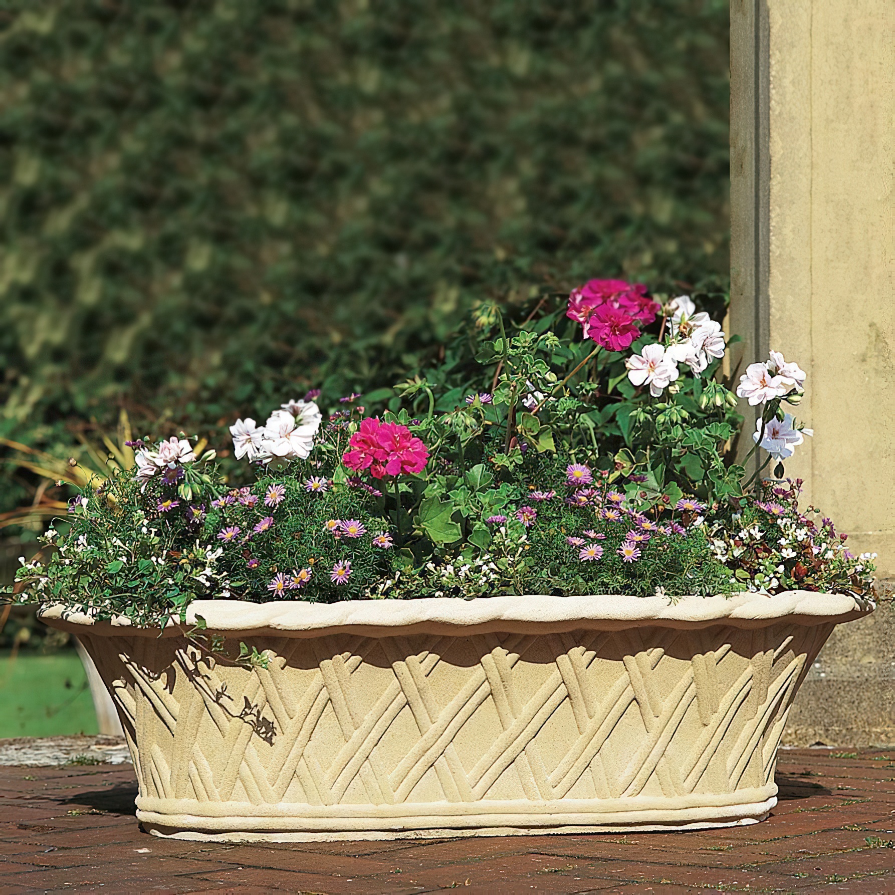 Historischer Pflanztrog Steinguss - Lympne Castle / Sand