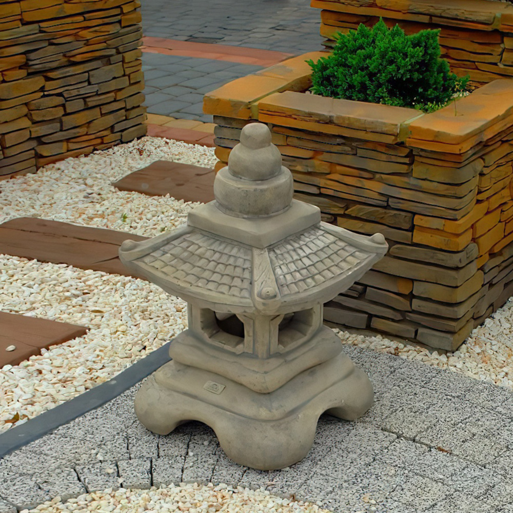 Japanische Outdoor Laterne aus Steinguss - Lilia / Calabria