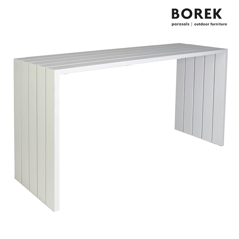 Table de jardin moderne en métal blanc avec lignes épurées dans un jardin