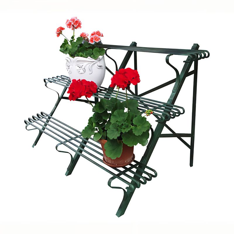 Support à fleurs vert à deux niveaux avec plantes rouges et roses en pots