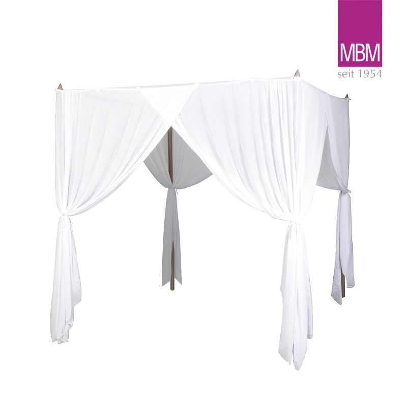 Pavillon de jardin blanc avec des rideaux transparents, parfait pour une déco de jardin exclusive