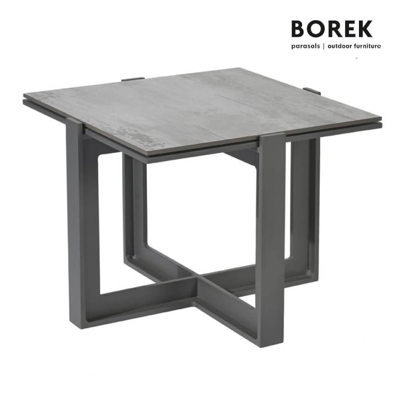 Tavolo da giardino quadrato moderno con piano in marmo grigio e struttura in metallo nero