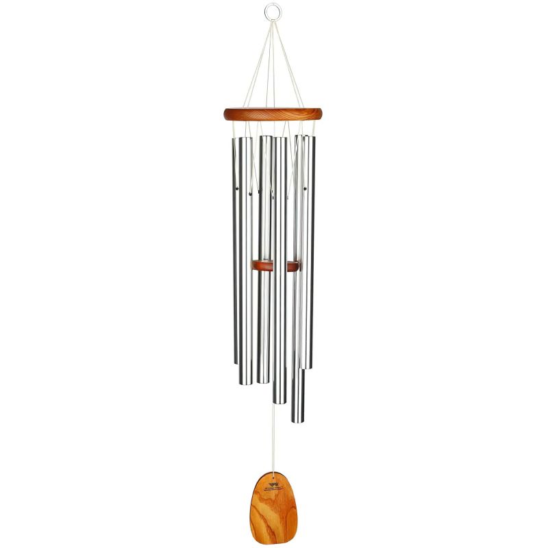Elegantes Windspiel aus Metall und Holz für den Garten, hängend