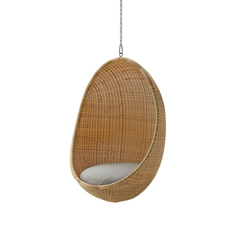 Sedia rotonda sospesa in rattan con cuscino grigio per giardino